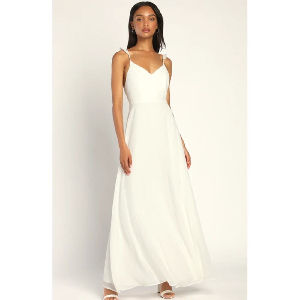 LULU'S Meteooric Rise White Maxi Dress Size Small backless chiffon button detail
